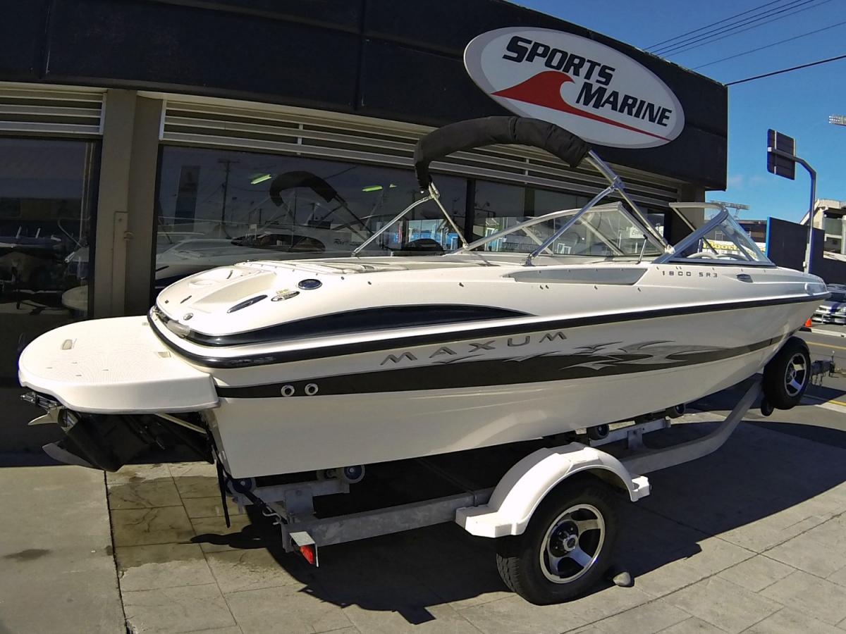 2006 Maxum 1800 SR3 Sports Marine 2006 Maxum 1800 SR3 Sports Marine