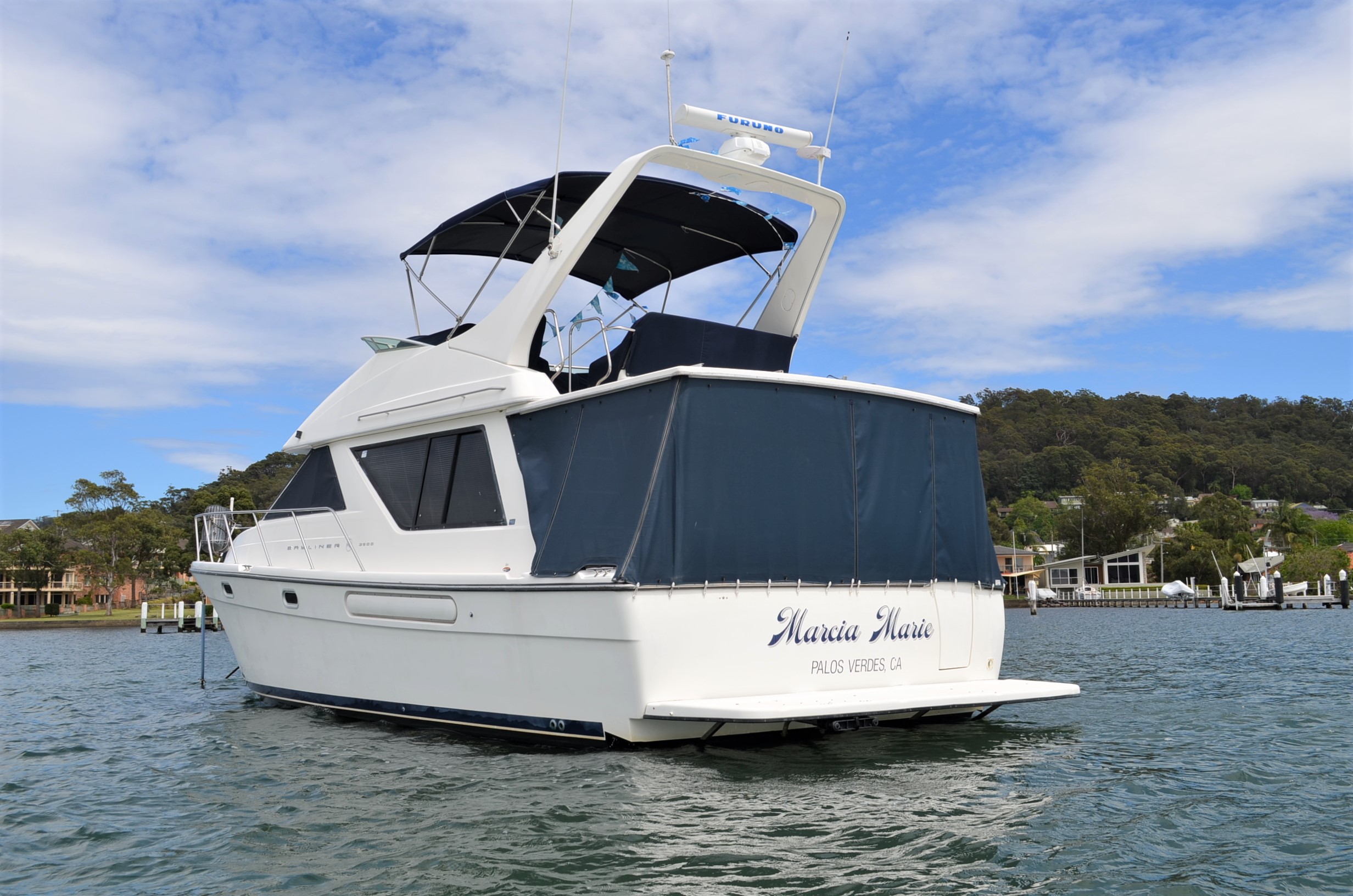 Bayliner 3988 Command Bridge Cruiser Sydney Boat Brokers