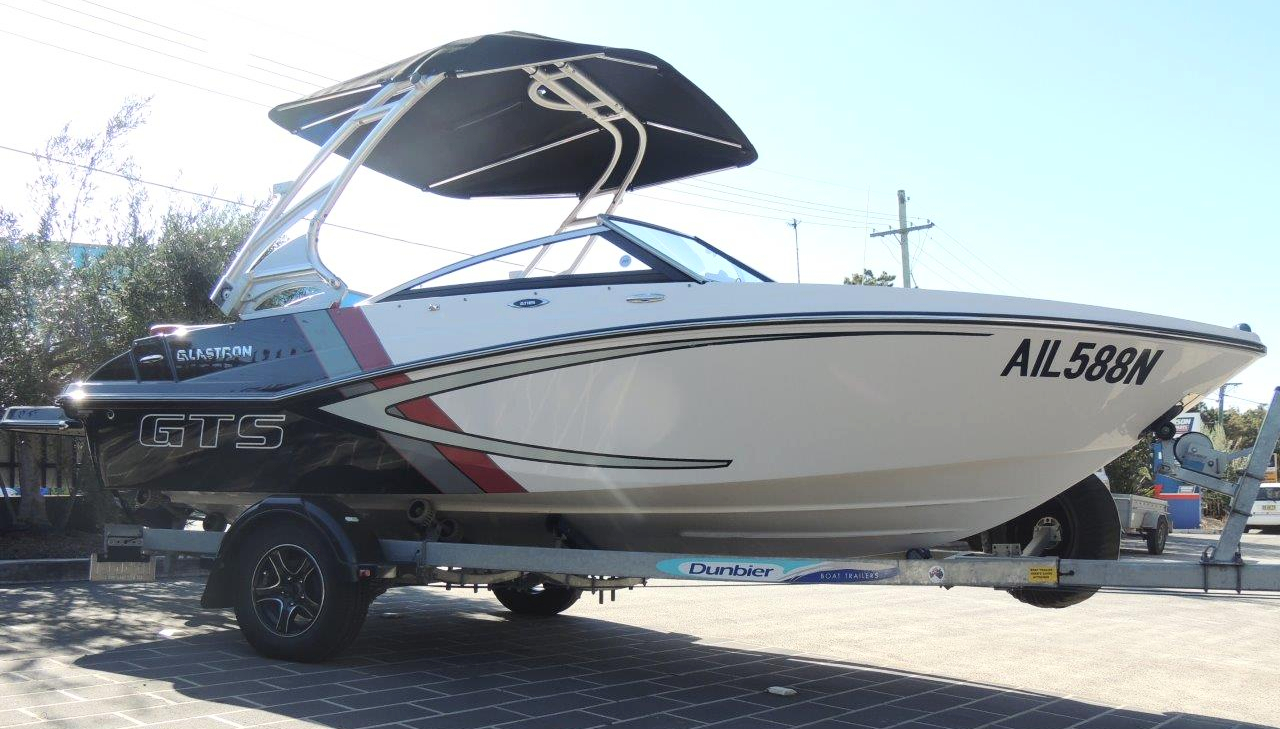 2015 Glastron GTS 185 2015 Glastron GTS 185