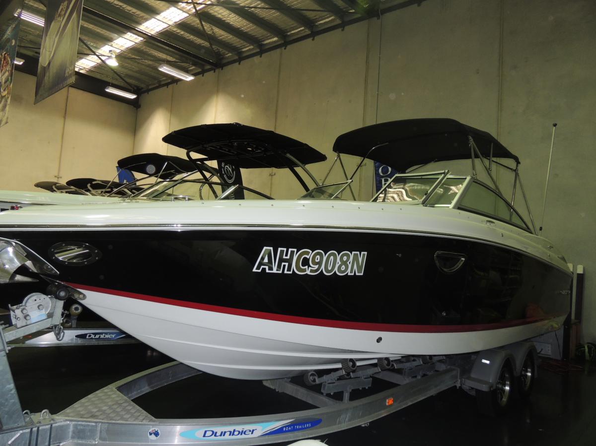 2012 Cobalt 242 2012 Cobalt 242