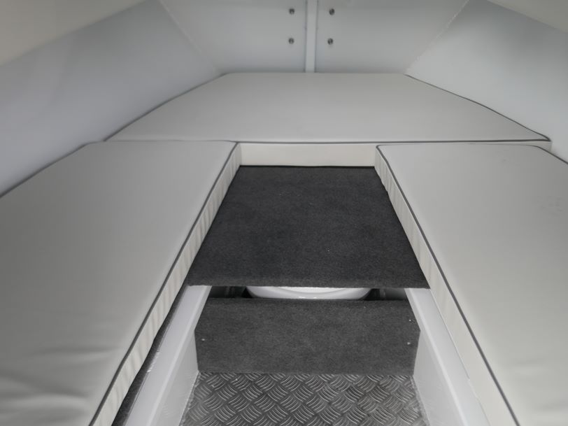 YELLOWFIN 7000 SOUTHERNER HARD TOP YELLOWFIN 7000 SOUTHERNER HARD TOP