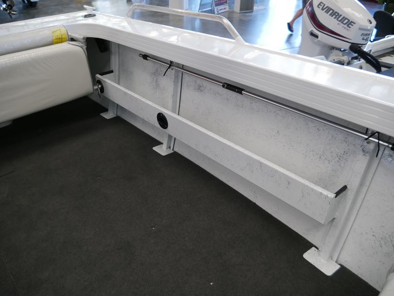 Quintrex 500 Fishabout PRO Runabout Quintrex 500 Fishabout PRO Runabout