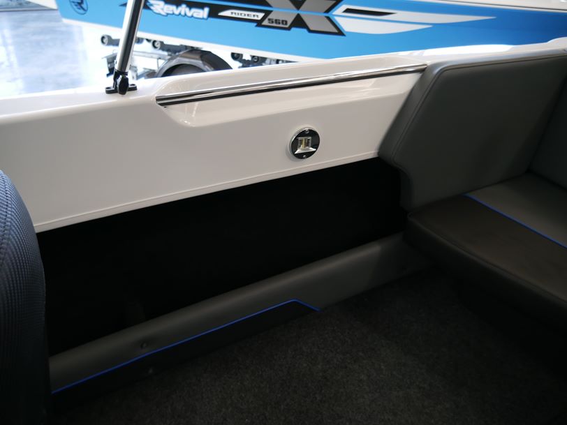 Revival R530 X-Rider Bow Rider Revival R530 X-Rider Bow Rider