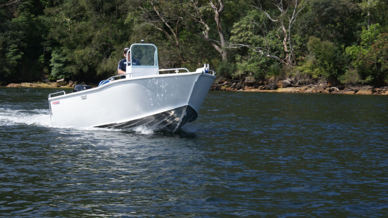 Aquamaster 6.00m Deluxe Centre Console Aquamaster 6.00m Deluxe Centre Console