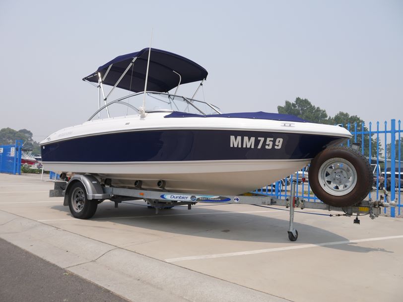 Four Winns H180LE Bow Rider Four Winns H180LE Bow Rider