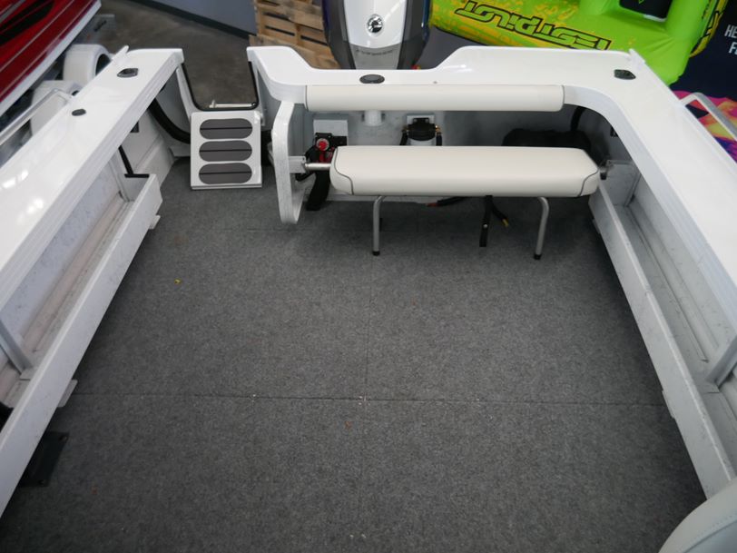 Quintrex 570 Sea Spirit - Cabin Boat Quintrex 570 Sea Spirit - Cabin Boat