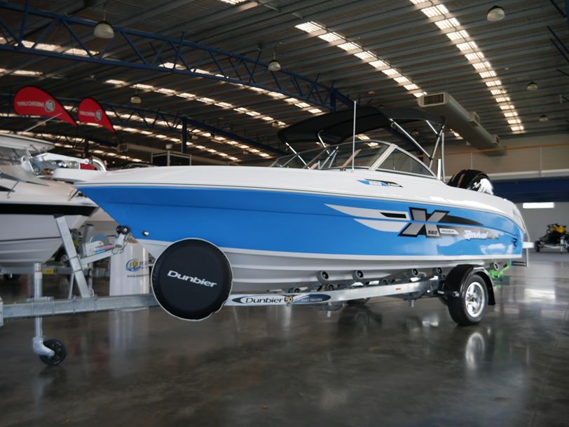 Revival R560 X-Rider Bow Rider Revival R560 X-Rider Bow Rider