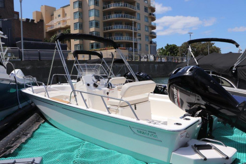 Boston Whaler 170 Montauk Boston Whaler 170 Montauk