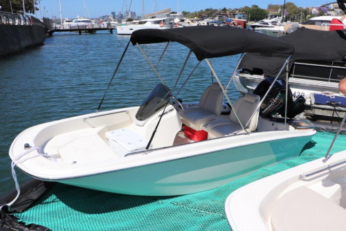 Boston Whaler 130 Super Sport Boston Whaler 130 Super Sport