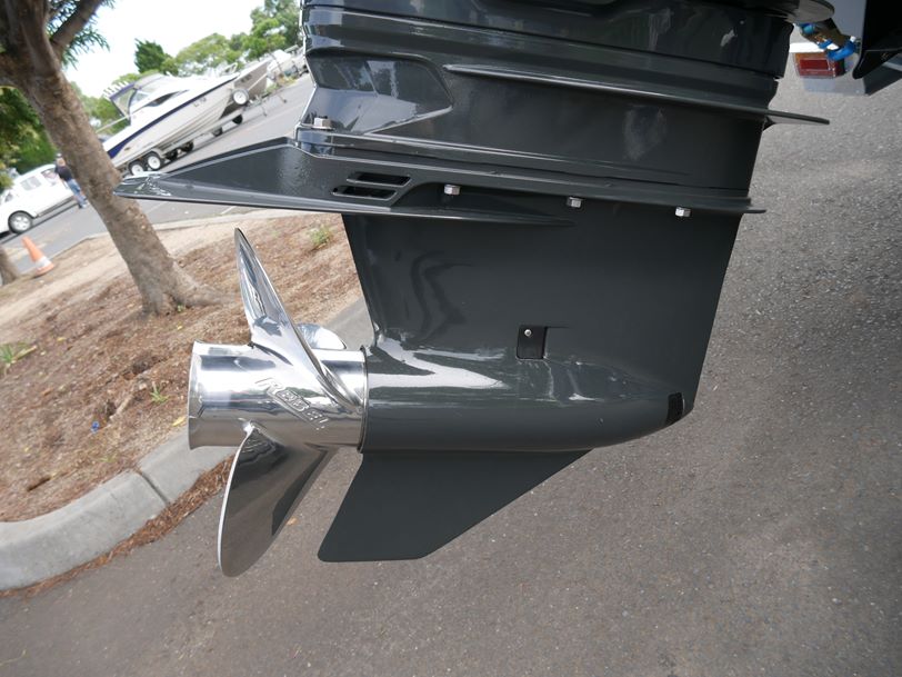 YELLOWFIN 7600 SOUTHERNER HARD TOP YELLOWFIN 7600 SOUTHERNER HARD TOP