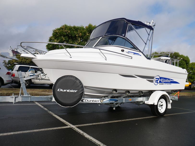 REVIVAL 520 SPORTZ RUNABOUT REVIVAL 520 SPORTZ RUNABOUT