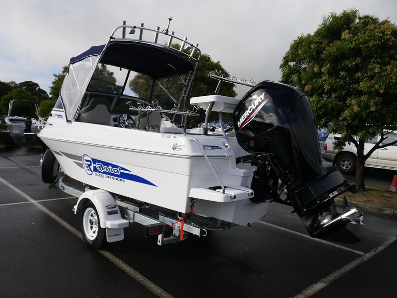 REVIVAL 520 SPORTZ RUNABOUT REVIVAL 520 SPORTZ RUNABOUT