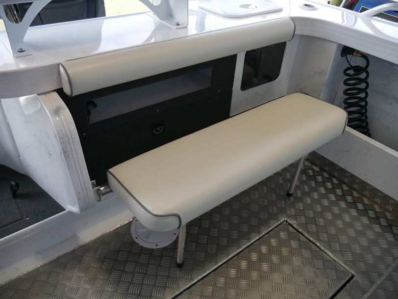 Quintrex 610 Trident - Soft Top Quintrex 610 Trident - Soft Top