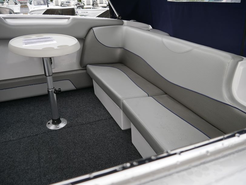 Revival 640 Weekender - Cruiser Revival 640 Weekender - Cruiser