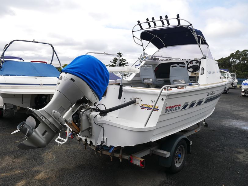 Stacer 525 SeaRunner Cabin Boat Stacer 525 SeaRunner Cabin Boat