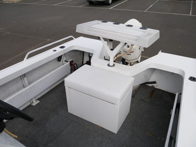 Quintrex 520 Renegade Centre Console Quintrex 520 Renegade Centre Console
