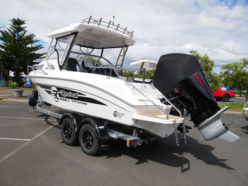 Revival 640 Offshore Hard Top Revival 640 Offshore Hard Top
