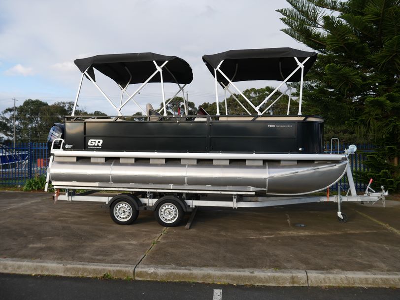 GR Platinum Series 1900 - Pontoon Boat GR Platinum Series 1900 - Pontoon Boat