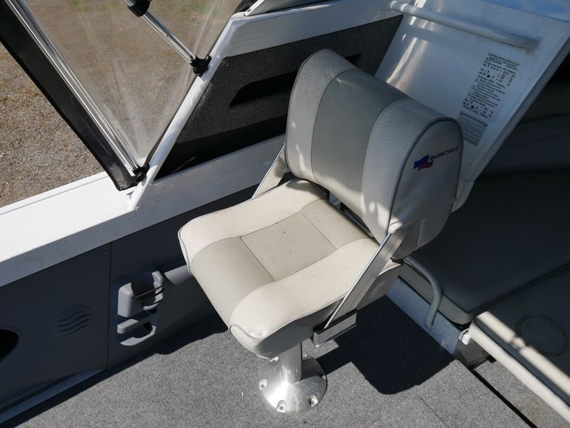 Quintrex 560 Spirit - Cabin Boat Quintrex 560 Spirit - Cabin Boat
