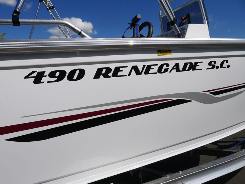 Quintrex 490 Renegade Side Console Quintrex 490 Renegade Side Console