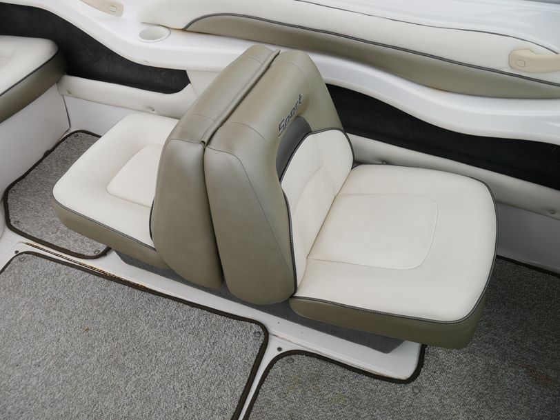 Raeline 180 Bow Rider Raeline 180 Bow Rider