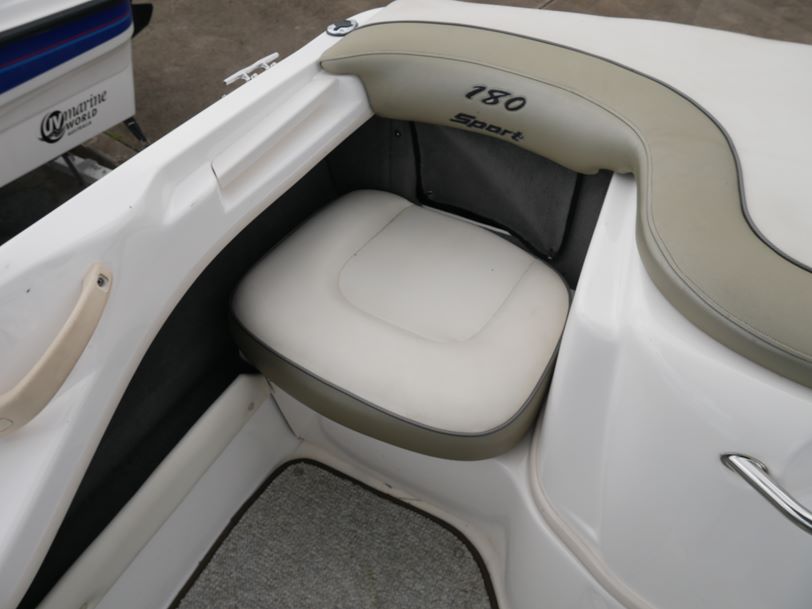 Raeline 180 Bow Rider Raeline 180 Bow Rider