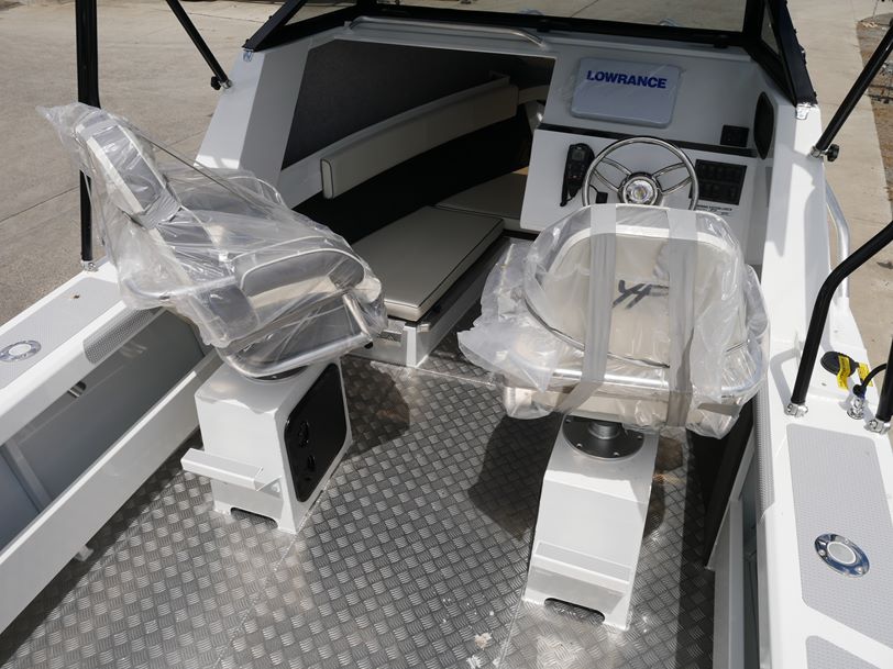 YELLOWFIN 5800 CABIN - OFFSHORE FISHING PACKAGE YELLOWFIN 5800 CABIN - OFFSHORE FISHING PACKAGE