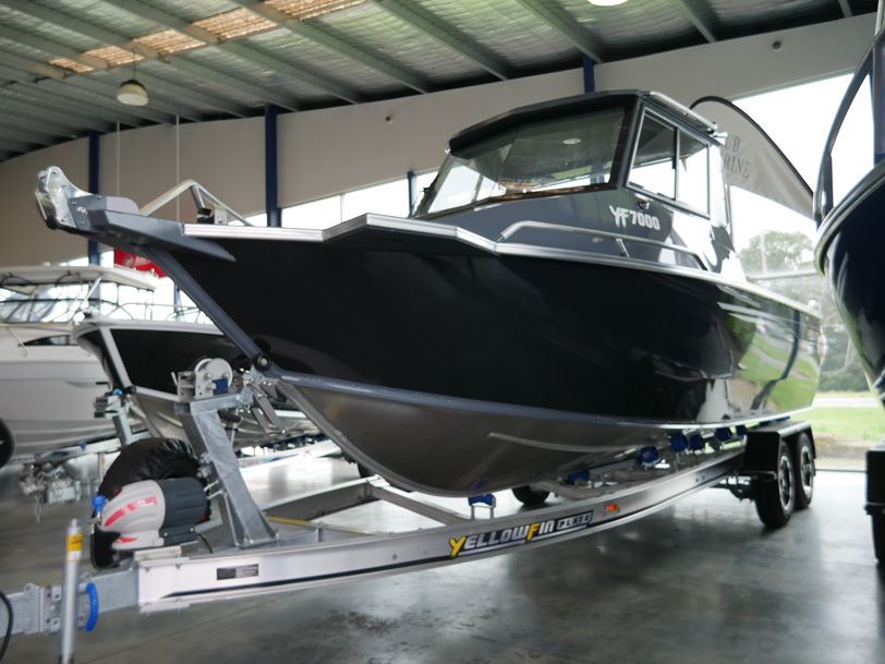 YELLOWFIN 7000 SOUTHERNER HARD TOP YELLOWFIN 7000 SOUTHERNER HARD TOP