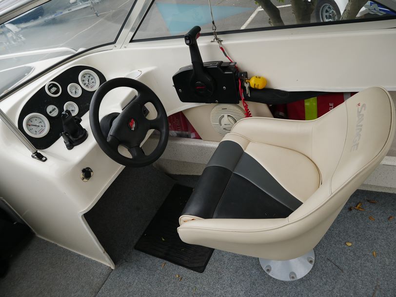 Savage 525 Osprey - Bow Rider Savage 525 Osprey - Bow Rider