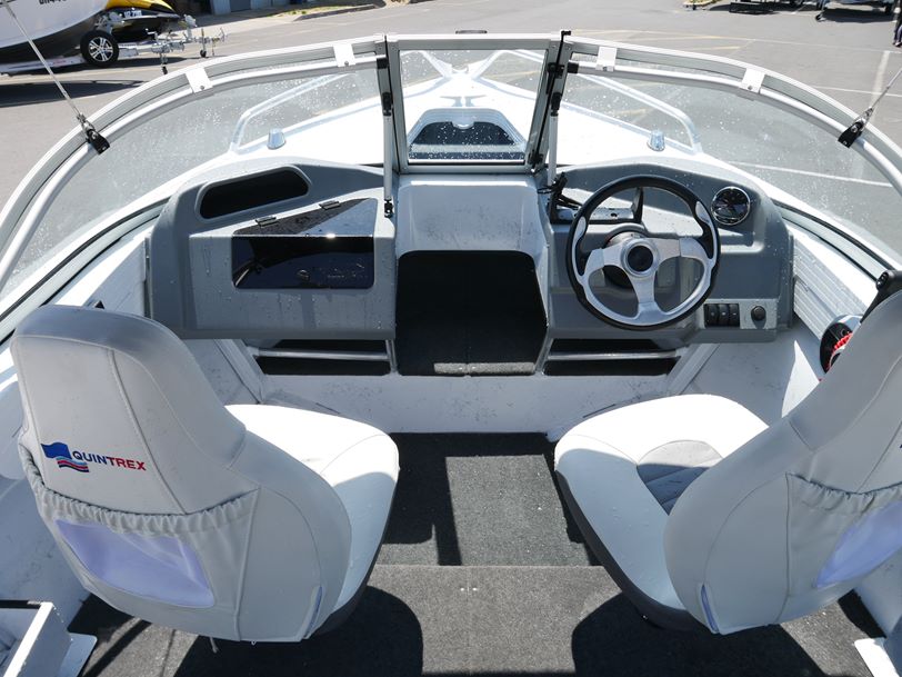 Quintrex 430 Fishabout Escape - Runabout Quintrex 430 Fishabout Escape - Runabout