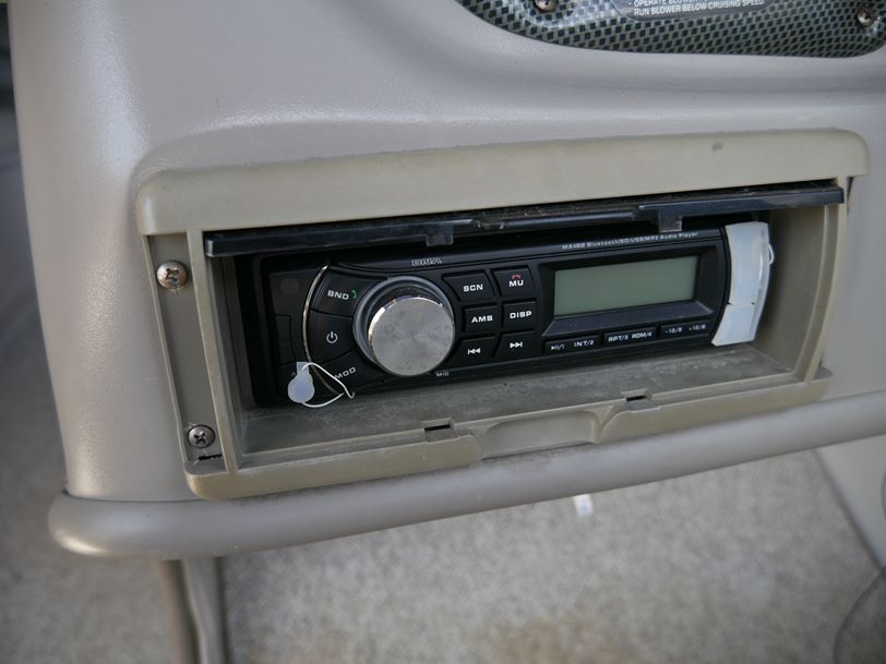 Crownline 200 Bow Rider Crownline 200 Bow Rider