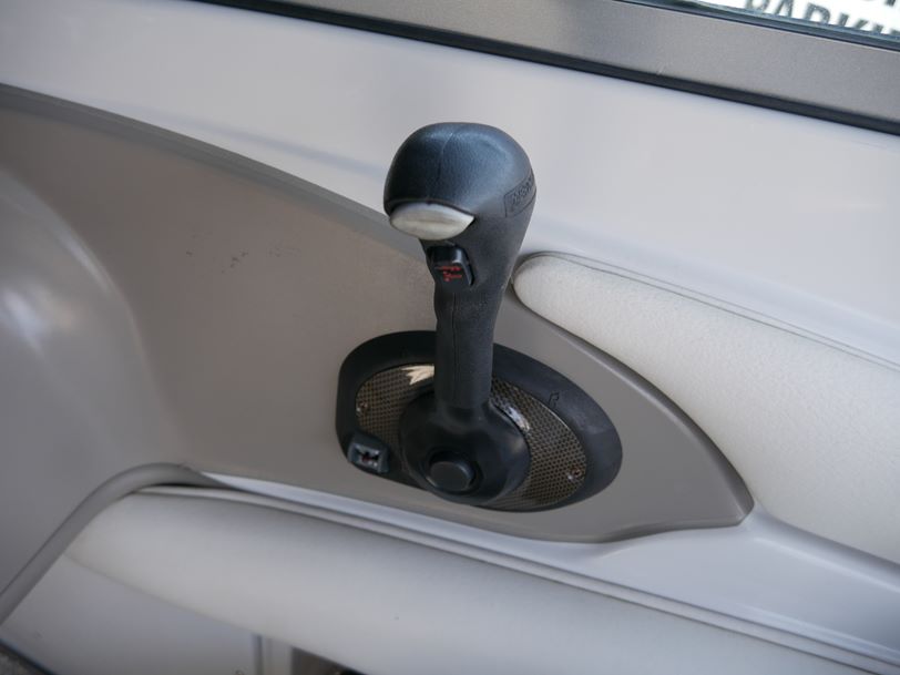 Crownline 200 Bow Rider Crownline 200 Bow Rider