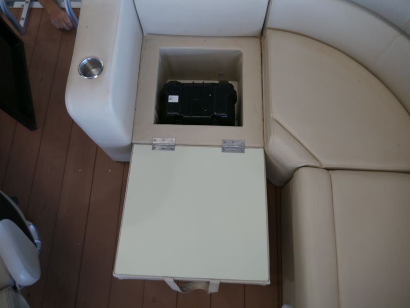 GR Platinum Series 1900 - Pontoon Boat GR Platinum Series 1900 - Pontoon Boat