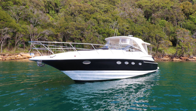 Regal 4260 Sports Cruiser Regal 4260 Sports Cruiser