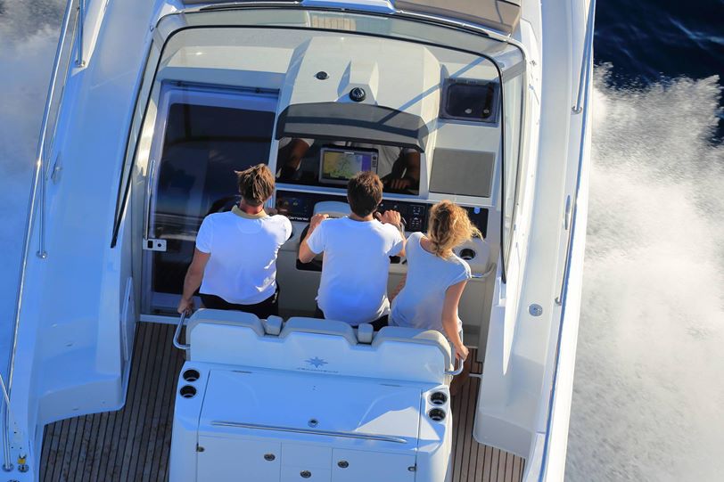 Jeanneau Cap Camarat 10.5 WA Series 2 Jeanneau Cap Camarat 10.5 WA Series 2