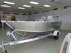 2021 Quintrex 440 Renegade Tiller Steer 40 hp EFI Mercury Four Stroke Alloy I Beam trailer