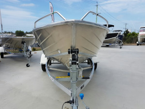 2020 New Quintrex 420 Busta Powered By a Mercury 25 hp EFI Four Stroke Riding on a Quintrex 749 Alloy Trailer This is our absolutely Best Value Entry Level Quintrex complete with the legendry Blade Hull and powered by a Modern Four Stroke EFI Outboard.