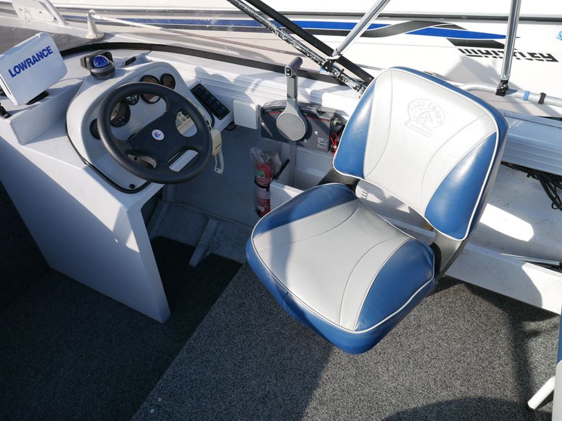 Ally Craft 475 Bow Rider Ally Craft 475 Bow Rider