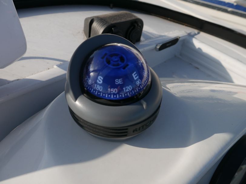 Ally Craft 475 Bow Rider Ally Craft 475 Bow Rider