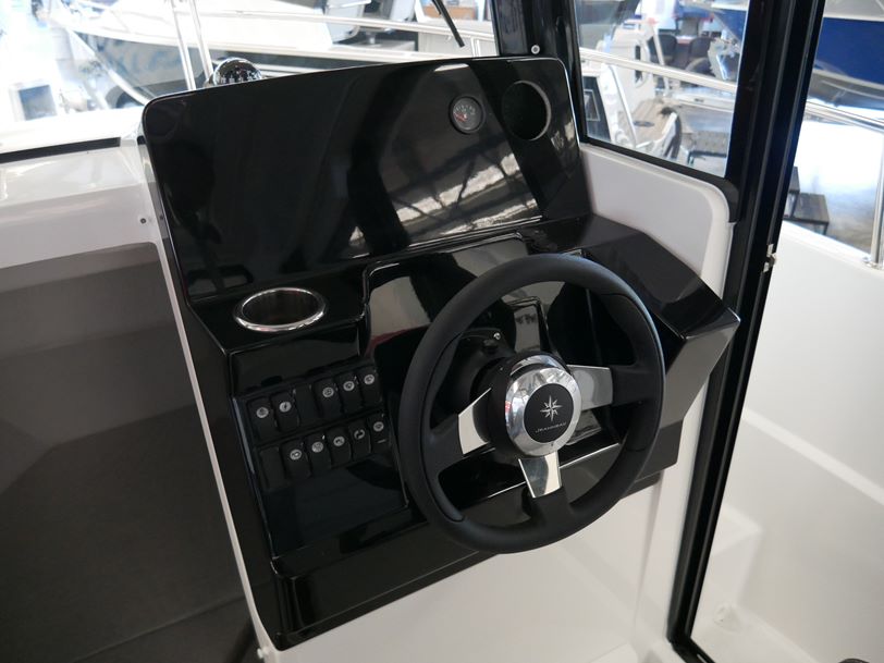 Jeanneau Merry Fisher 695 Marlin - Series 2 Jeanneau Merry Fisher 695 Marlin - Series 2