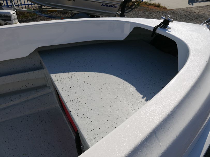 Haines Hunter 400 Prowler - 2010 Model Haines Hunter 400 Prowler - 2010 Model