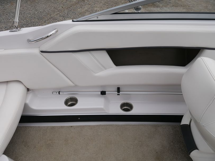 Four Winns H200ss Bow Rider Four Winns H200ss Bow Rider