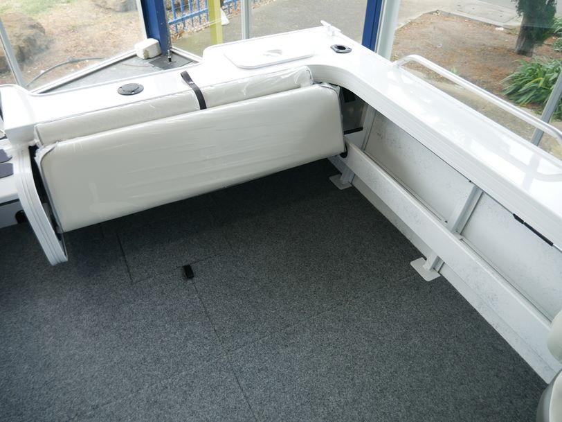 Quintrex 520 Sea Spirit - Cabin Boat Quintrex 520 Sea Spirit - Cabin Boat