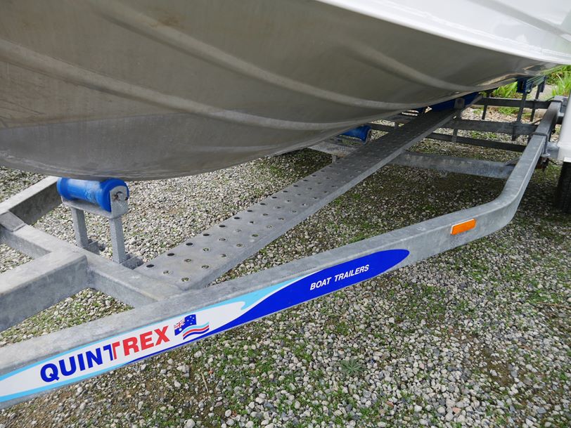 Quintrex 430 Fishabout - Runabout Quintrex 430 Fishabout - Runabout