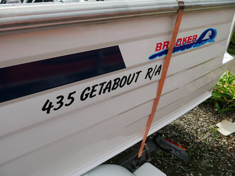 Brooker 435 Getabout - Runabout Brooker 435 Getabout - Runabout