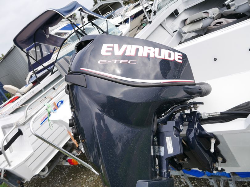 Quintrex 430 Escape - Runabout Quintrex 430 Escape - Runabout