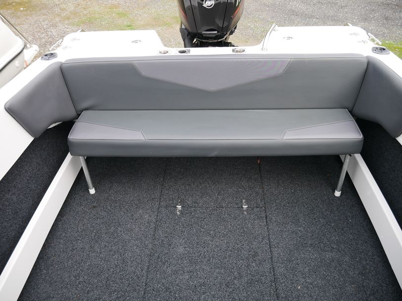 Revival 520 Offshore Runabout Revival 520 Offshore Runabout