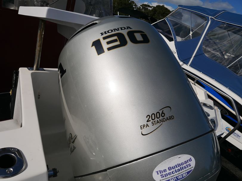 Streaker 585 - Cabin Boat Streaker 585 - Cabin Boat