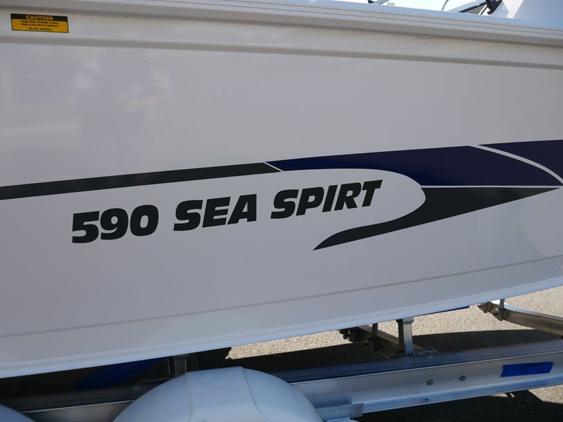 Quintrex 590 Sea Spirit - Cabin Boat Quintrex 590 Sea Spirit - Cabin Boat