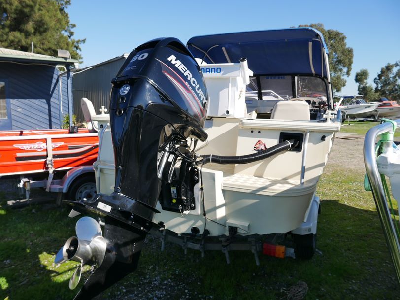 Bermuda 455 Island Coral - Runabout Bermuda 455 Island Coral - Runabout